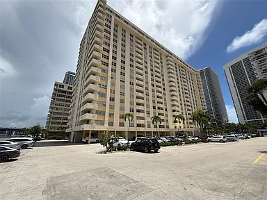1833 S Ocean Dr #808, Hallandale Beach, FL 33009